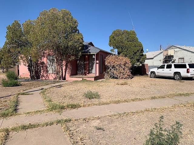 1st image of 2307 Country Club Dr