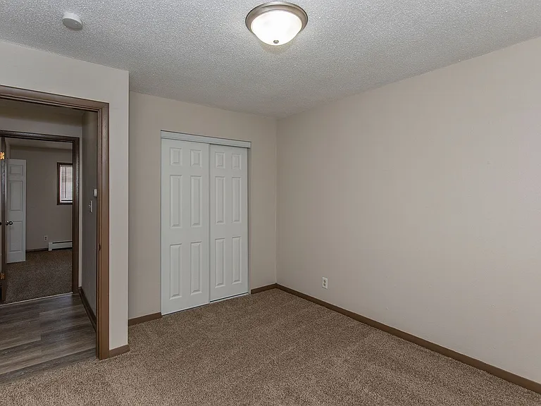 503 Sycamore St — Photo 4