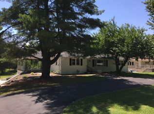 9921 Petersburg Rd, Evansville, IN 47725