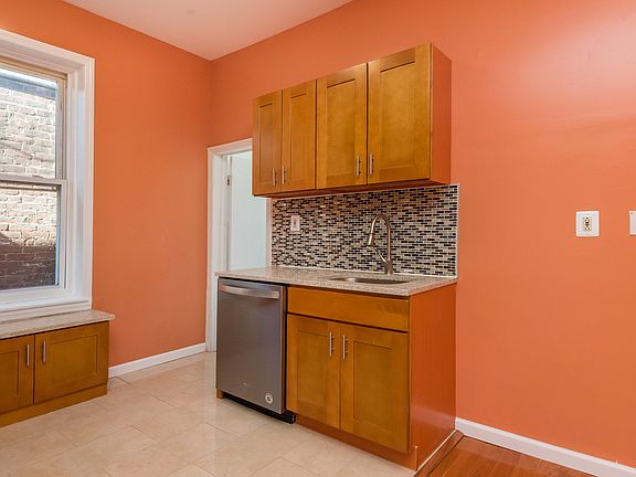 3rd image of 14-27 29th Ave #3F