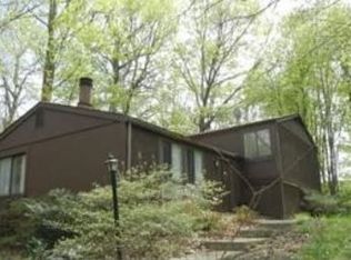 12207 Nutmeg Ln, Reston, VA 20191