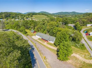 11 Gospel Pl, Canton, NC 28716