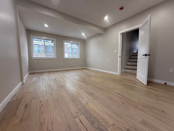 5th image of 57 Almont St Floor 2