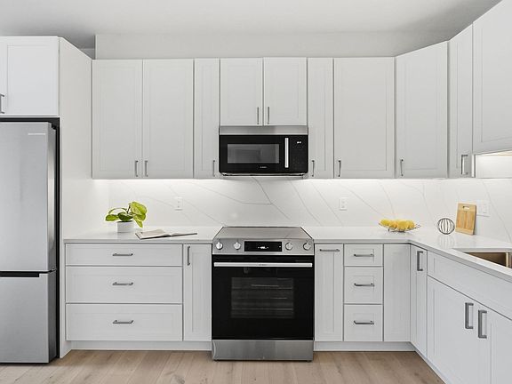 2nd image of 66 Tileston St #8