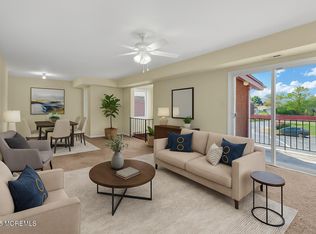 20 Newport Ct #213, Brick, NJ