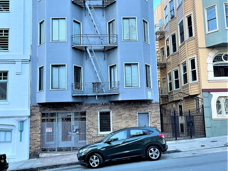 1220 Pine St #7 — Photo 14