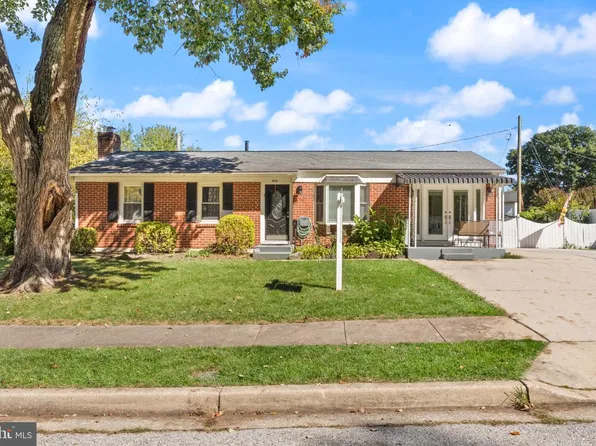 216 Greenview Ave, Reisterstown, MD 21136