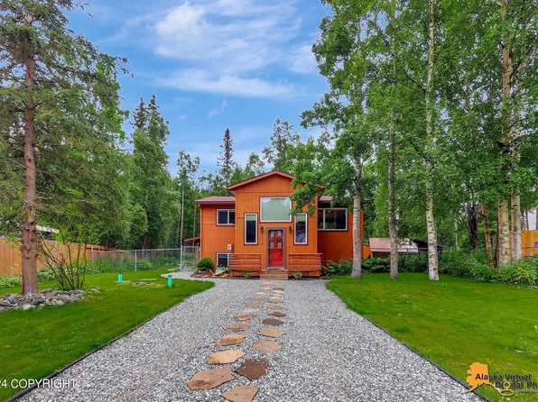 5110 Spruce Creek Cir, Anchorage, AK 99507