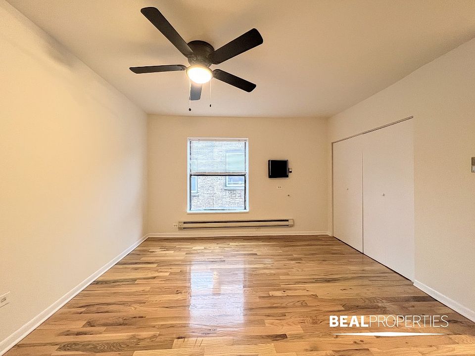 1st image of 821 W Cornelia Ave #821A-313