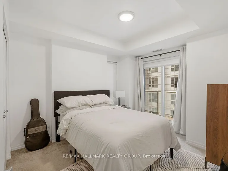 242 Rideau St #1406 — Photo 10