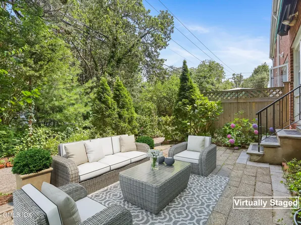 114 Putnam Park #114, Greenwich, CT 06830