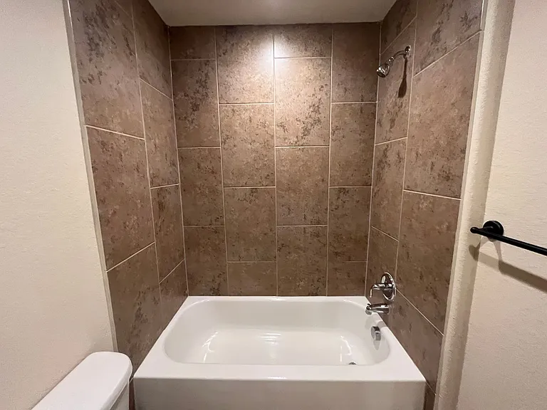 6427 Luglio Ln #103 — Photo 26