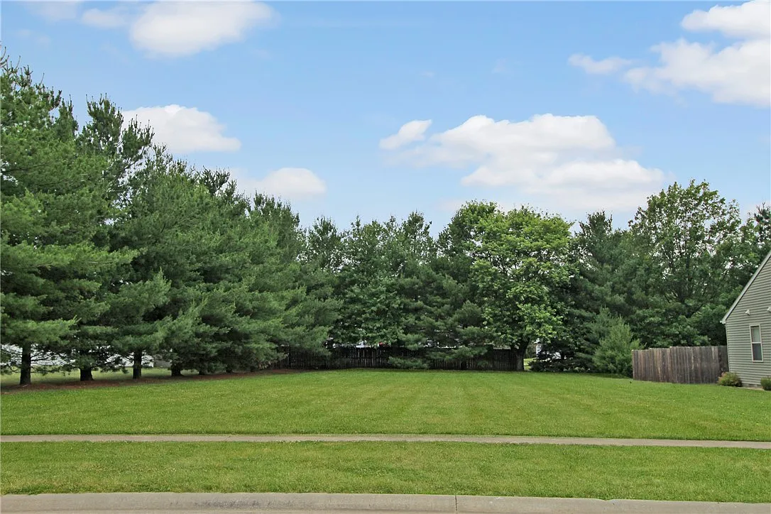 LOT 41 Hawthorne Dr photo 1