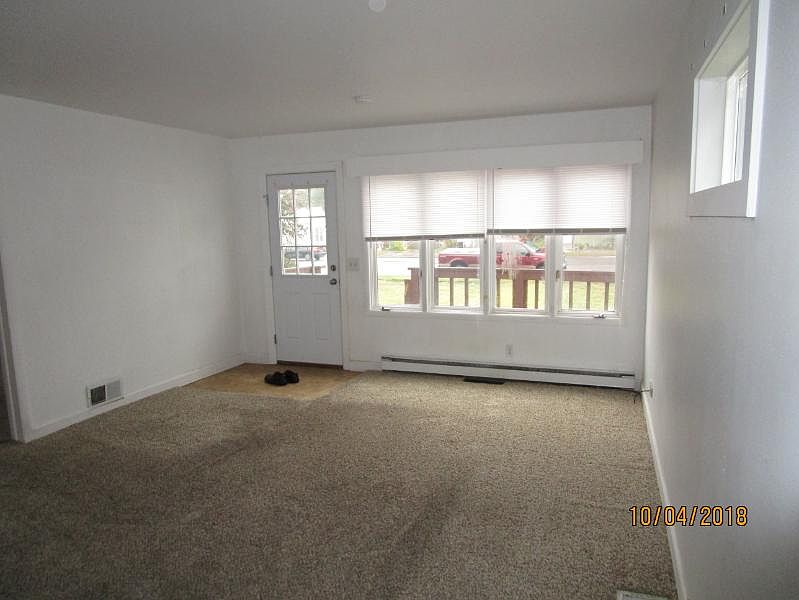 2nd image of 211 N 18th St