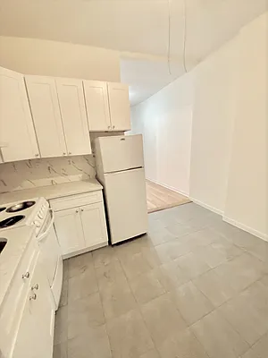 Rented by Douglas Elliman | media 10