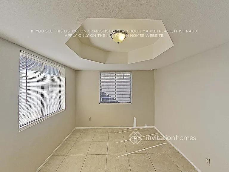 147 W Hillside St — Photo 5