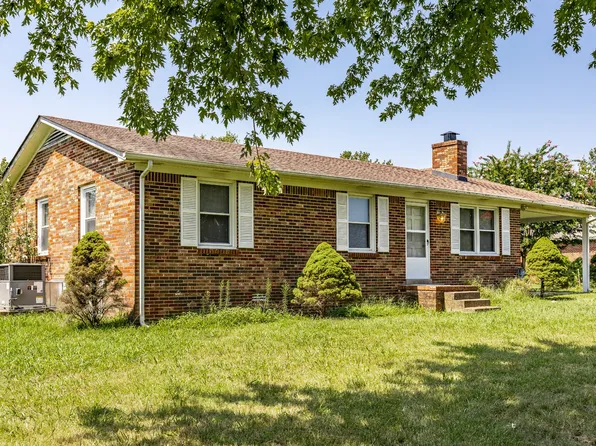 241 Corinth Rd, Portland, TN 37148
