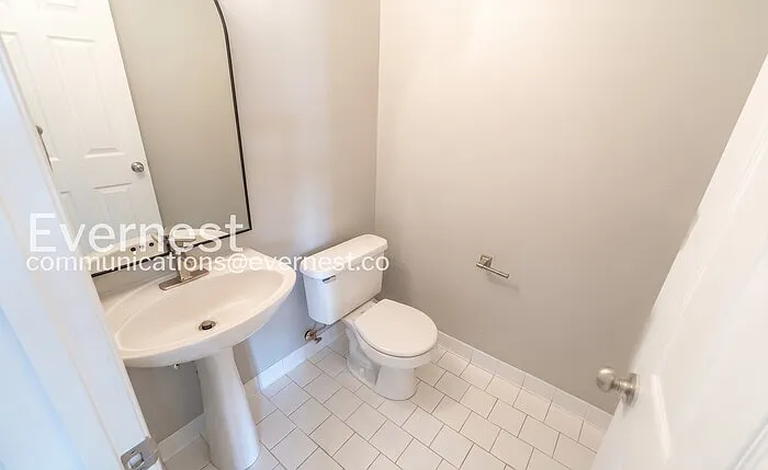 116 31st Ave N #105 — Photo 10