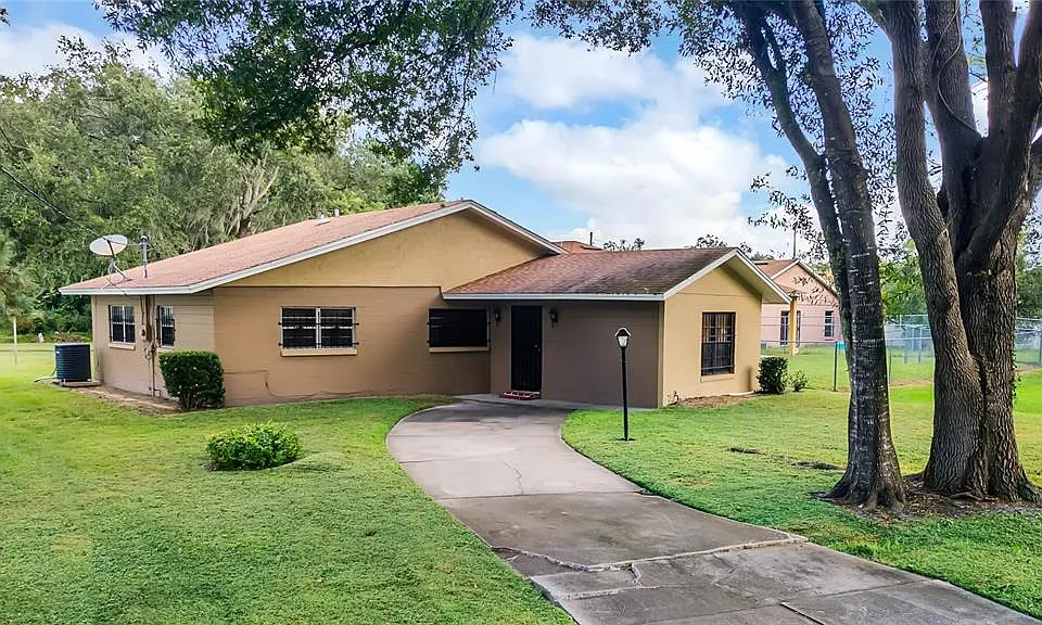 209 Bayshore Dr