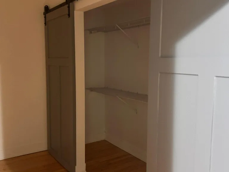 617 N Oakley Blvd #2 — Photo 4