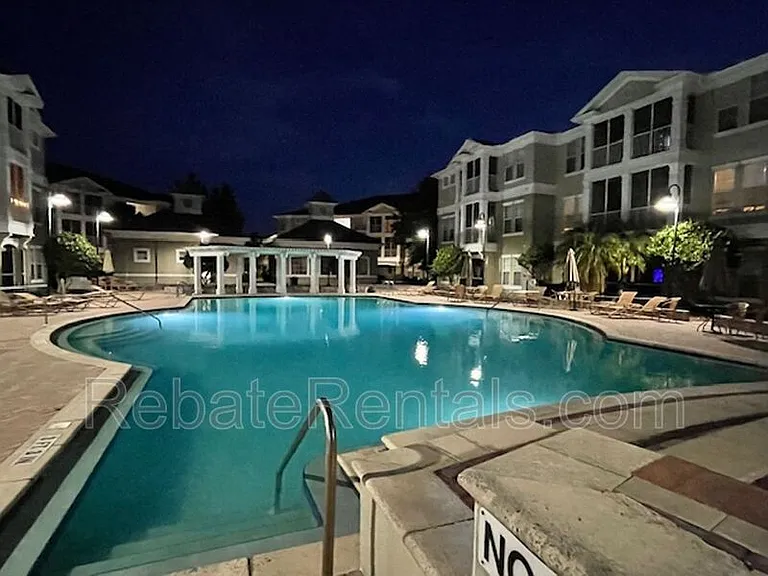 8290 Gate Pkwy #310 — Photo 5
