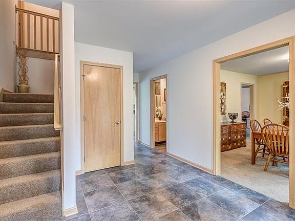 2nd image of 3364 Kingswood Forest Ln