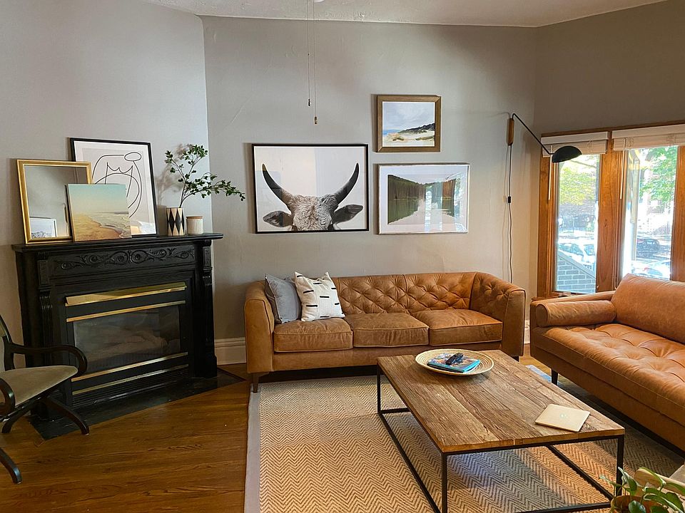 1st image of 2627 N Wilton Ave #1