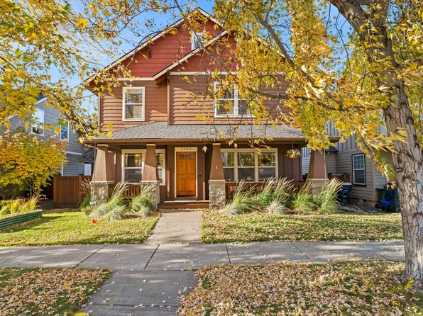 2880 NE Rainier Dr, Bend, OR 97701