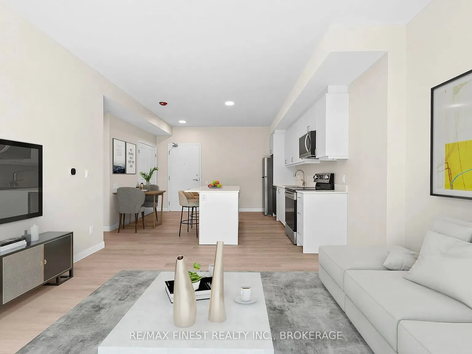 2 bed, $2,500 — Photo 3