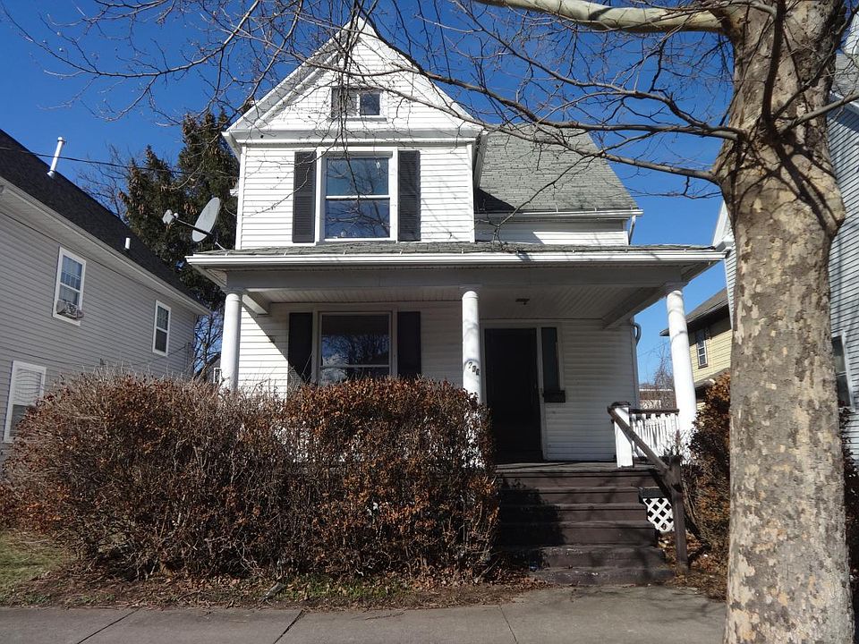 1st image of 230 Champlain St
