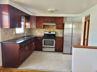 30 Christina St #2F, Little Ferry, NJ 07643