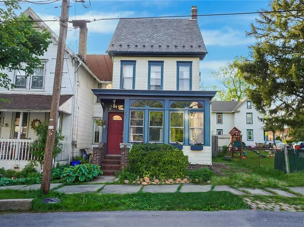 133 South St, Jim Thorpe, PA 18229