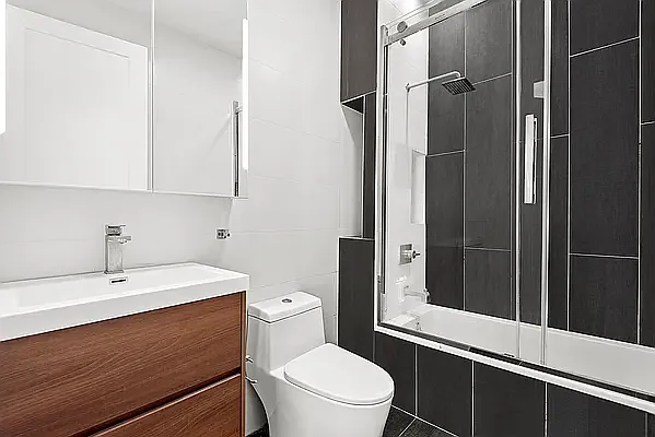 Sold by Avenues Real Estate | media 9