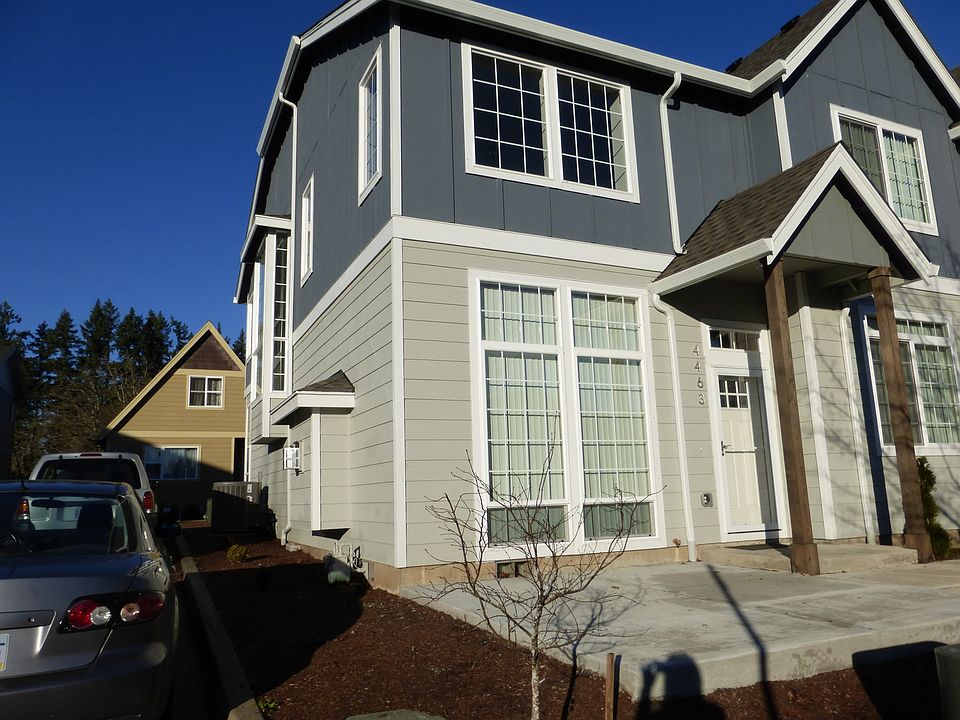 1st image of 4463 SE Sycamore St