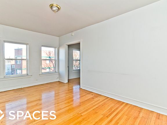 4th image of 2712 N Milwaukee Ave APT 315