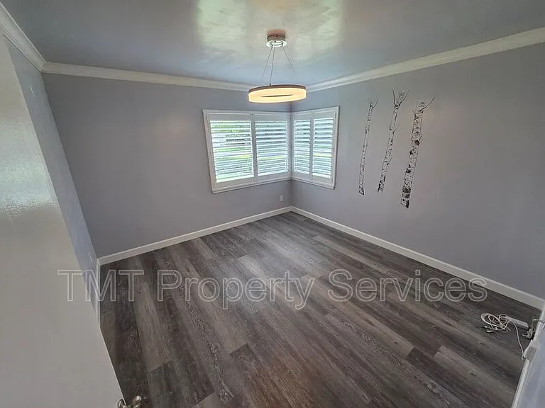 9 W Robinhood Dr — Photo 44