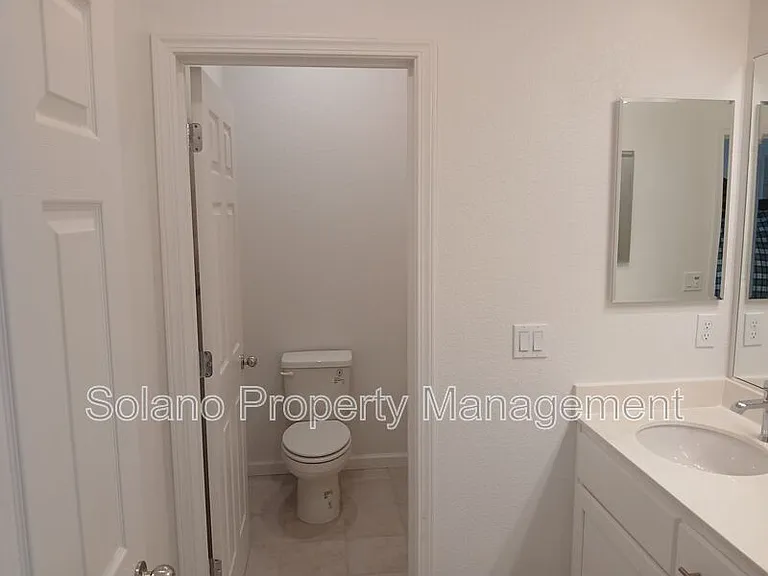 938 Fruit Stand Cir — Photo 32