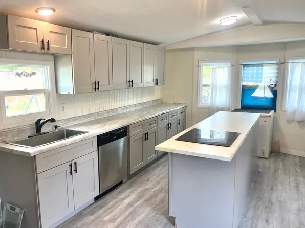 2170 Case Ln, North Fort Myers, FL 33917