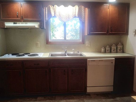 Stove top and dishwasher