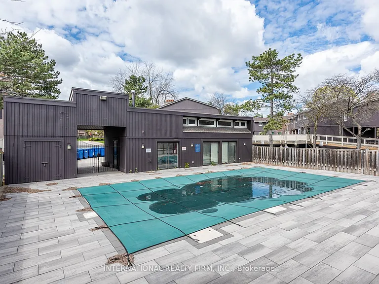 6855 Glen Erin Dr #15 — Photo 26