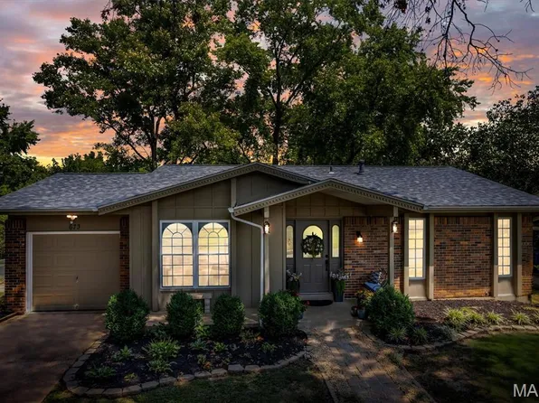 673 Lemonwood Dr, Ballwin, MO 63021