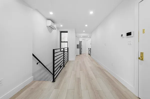 Rented by Compass | media 2