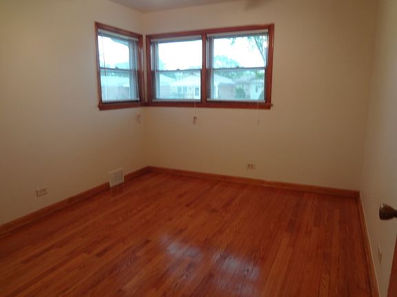 4th image of 1128 S 31st Ave