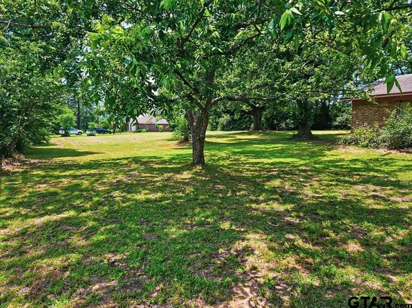 S Pineda St, Jacksonville, TX 75766