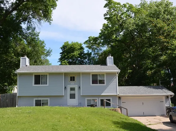 1143 Ascension St, Des Moines, IA 50314