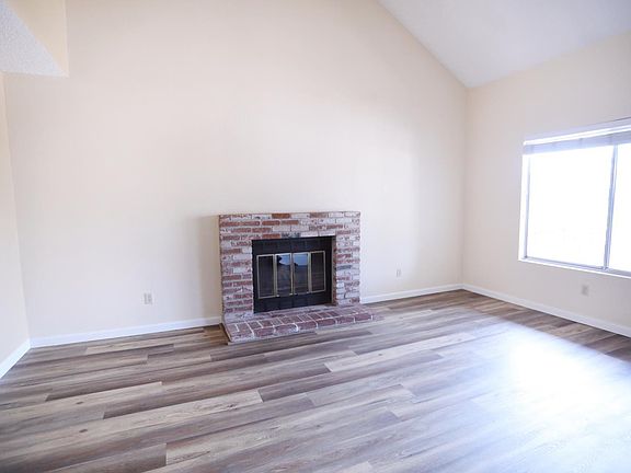4th image of 4540 Harmony Place