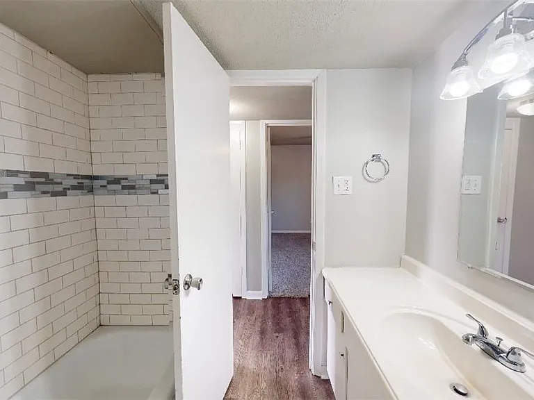 3800 E 29th St #5 — Photo 20