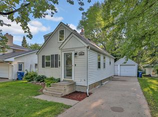 657 10th Ave NW, New Brighton, MN 55112