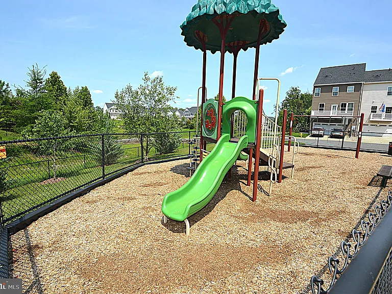 11328 Willow Green Cir — Photo 2