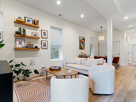 3rd image of 2151 W Potomac Ave APT 2